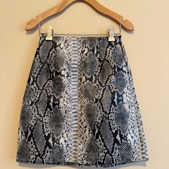 Dynamite High-Waisted Faux Snakeskin Mini Skirt - Picture 2 of 4